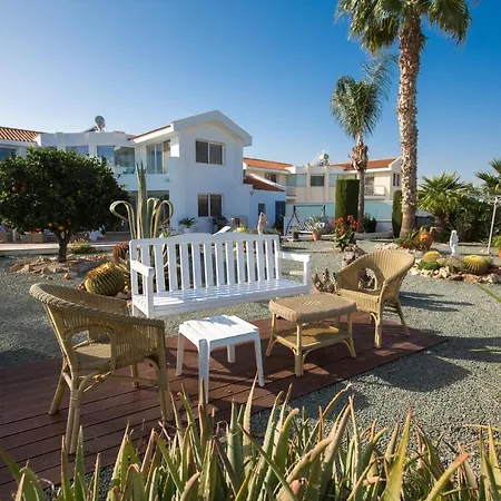 113 Villa