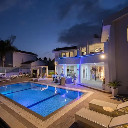 113 Villa *