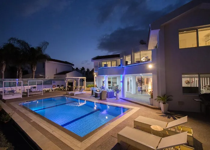 113 Villa *